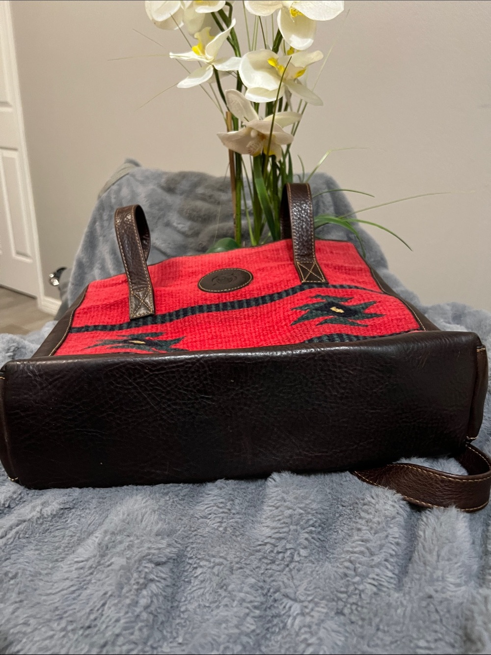 Born Red Woven / Leather Tote Bag GUC retail $199 - Picture 3 of 9